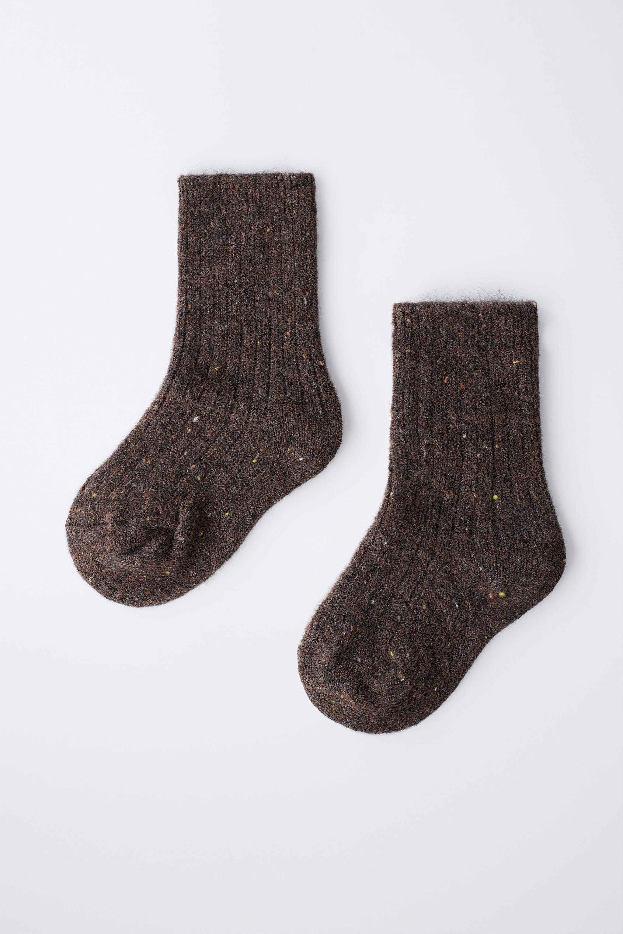 BUTTON-ACCENTED WOOL SOCKS